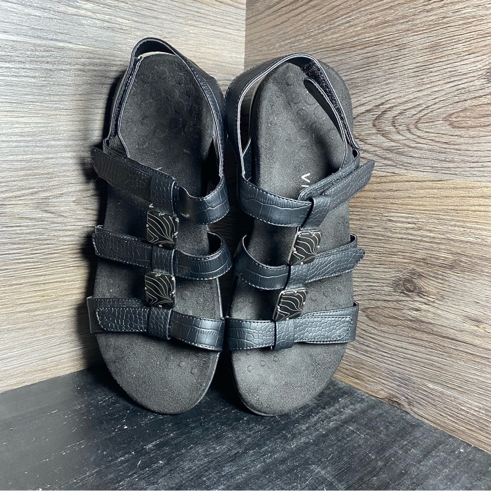 Vionic Amber Slingback Black Leather Sandals - image 6